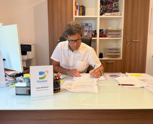 Luca scrivania Firma